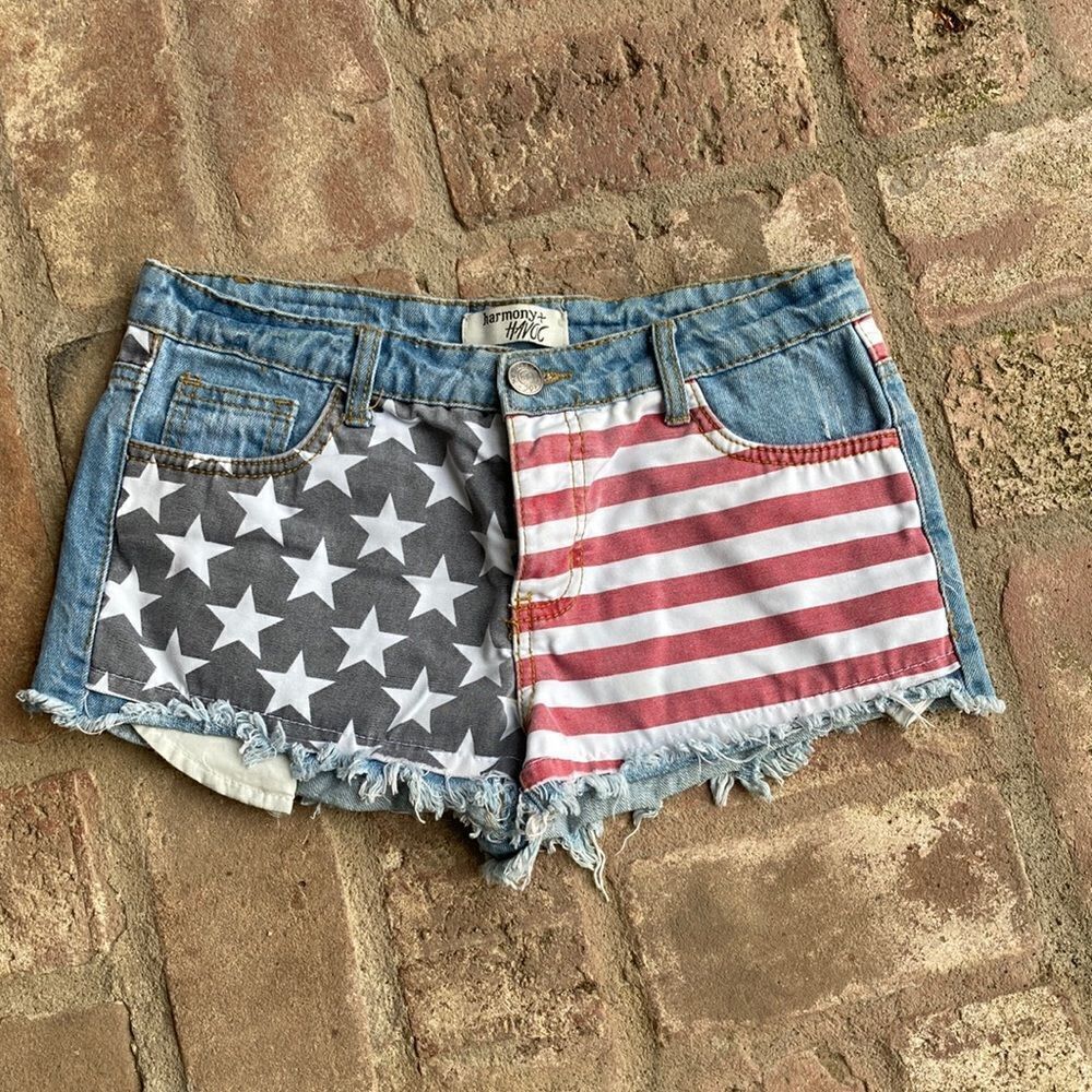 Harmony + Havoc Junior Cutoff Raw Hem Flag Jean Shorts Size 7